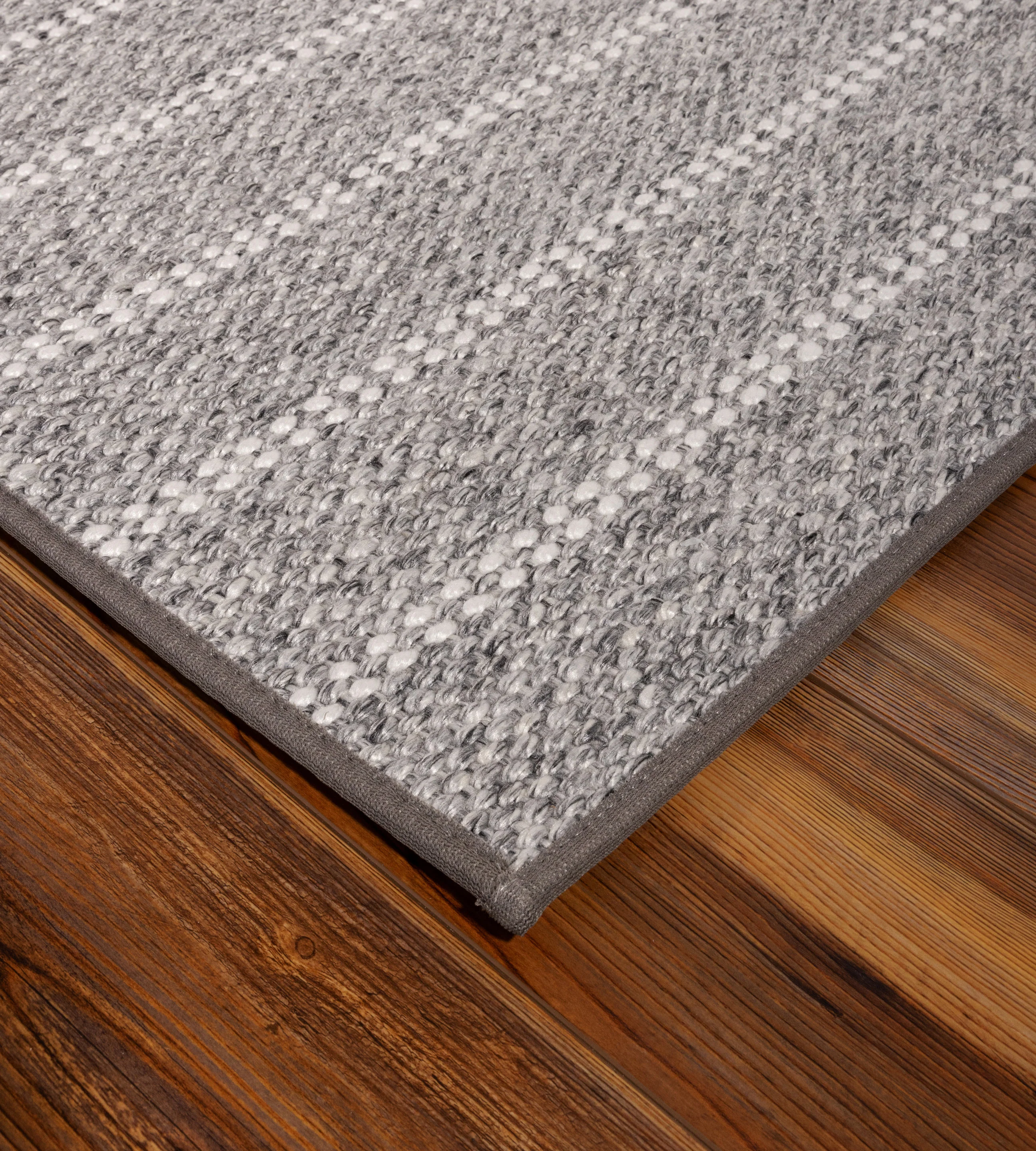 Oak Valley Felicity - Image 3